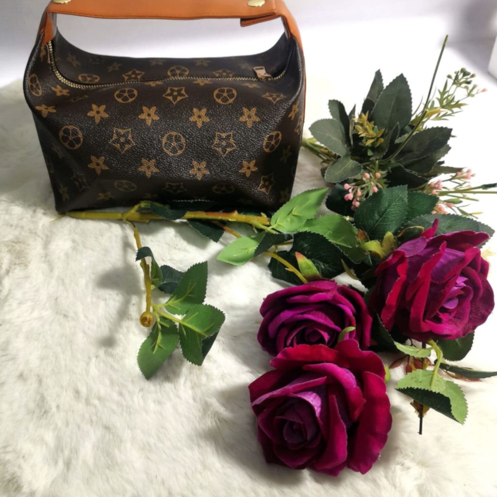 Travel Leatherette Toiletry Bag