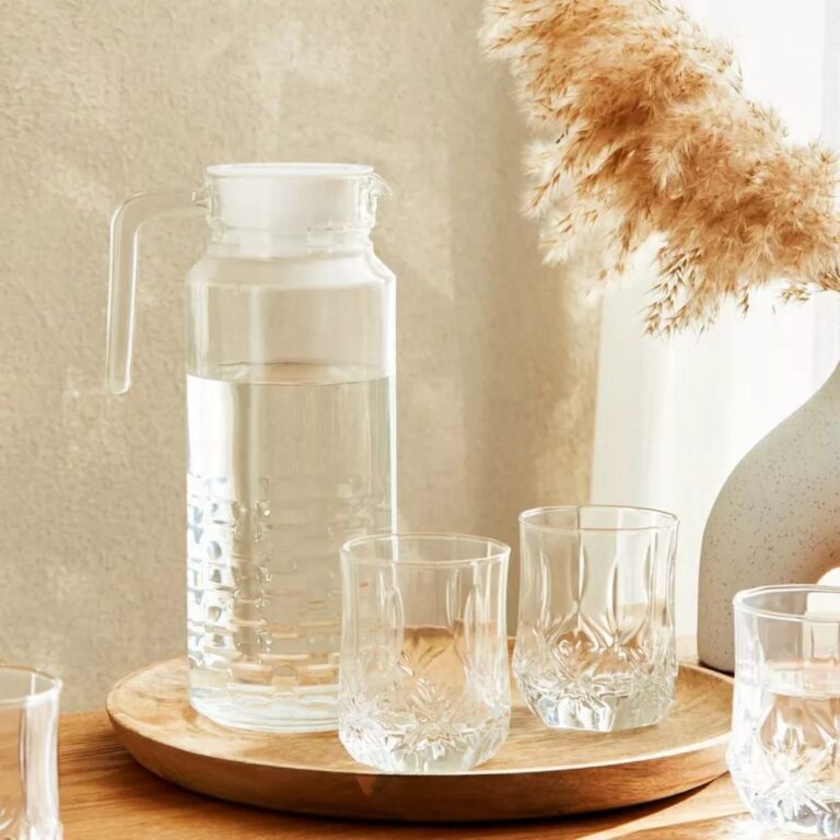 Luminarc Cheqs Fridge Jug with Lid – 1.3L