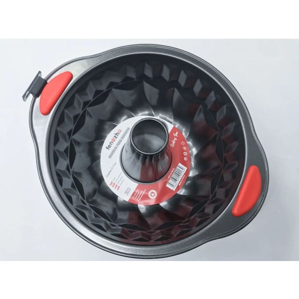 Non Stick Bakeware With Red Silicone Handles