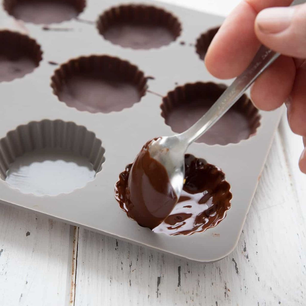 12pc Floral Silicone Muffin Pan