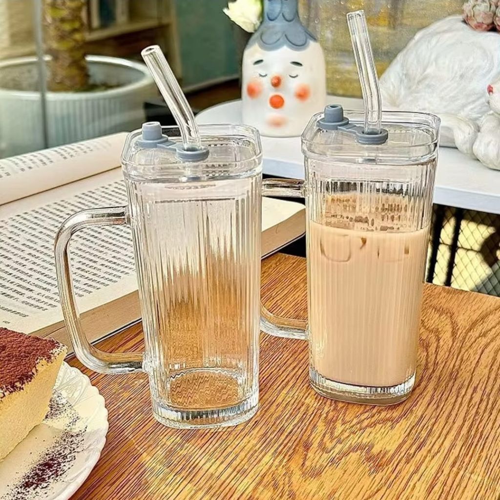 Square glass cup with straw-380ml