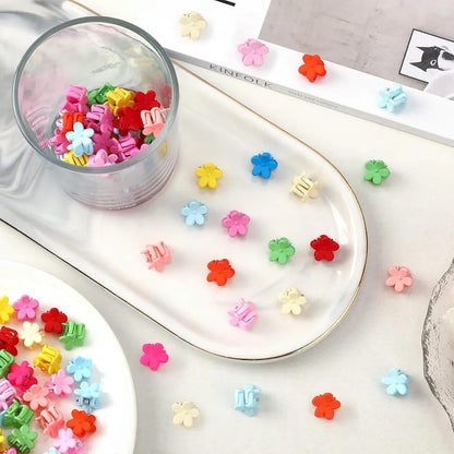 8pc Mini Flower Claw Clips