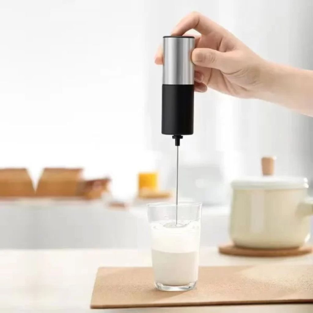 New Design Handheld Milk Frother Lifestyle