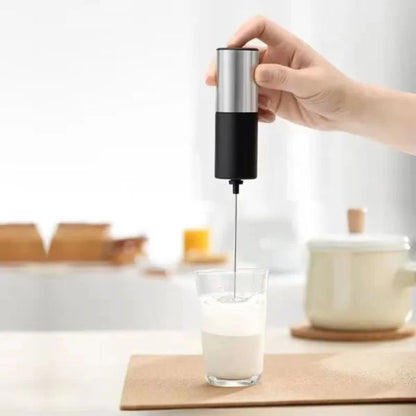 New Design Handheld Milk Frother Lifestyle