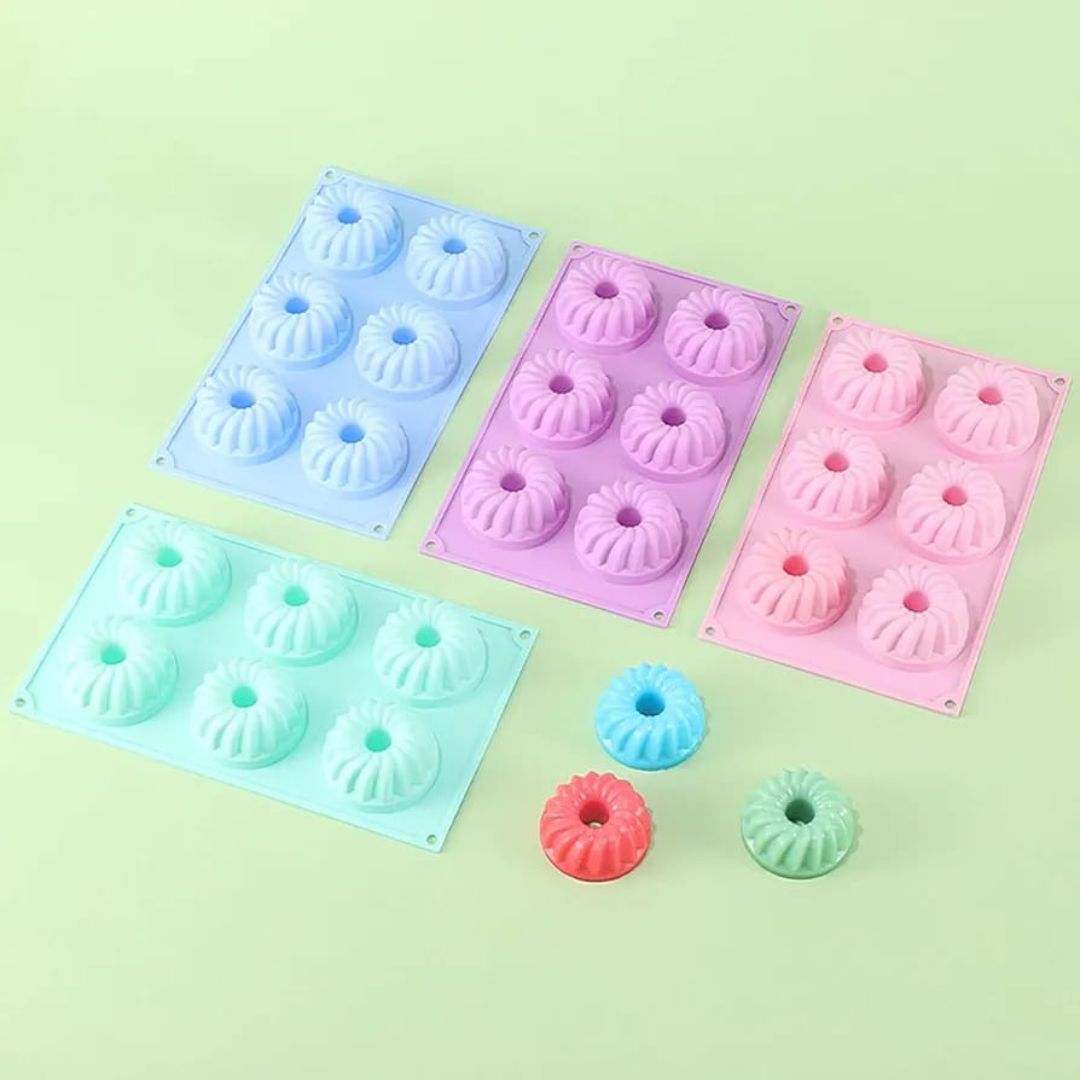 Silicone 6 Slot Bundt Mould