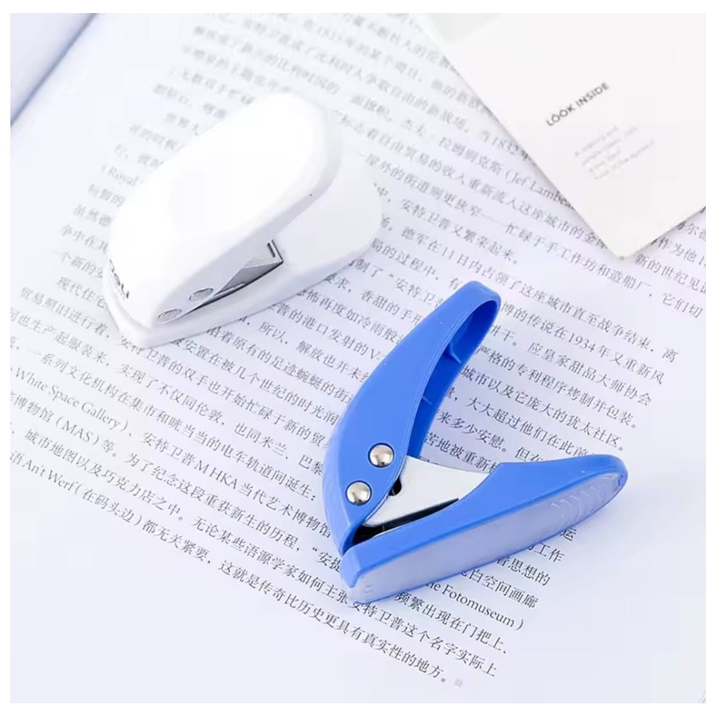 Deli One Hole Punch