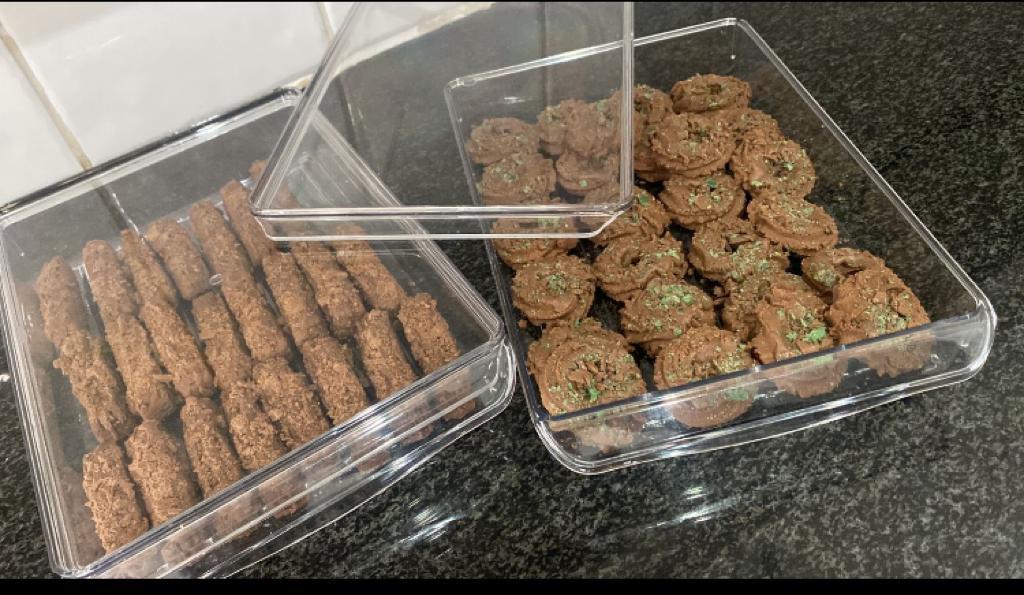 Acrylic Biscuit Box with Lid