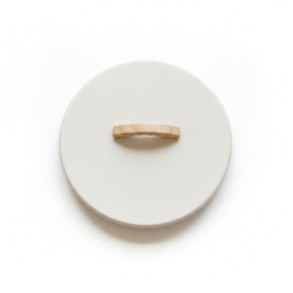 Takmehome Round Metal Biscuit Tin With Wooden Handle - Cream